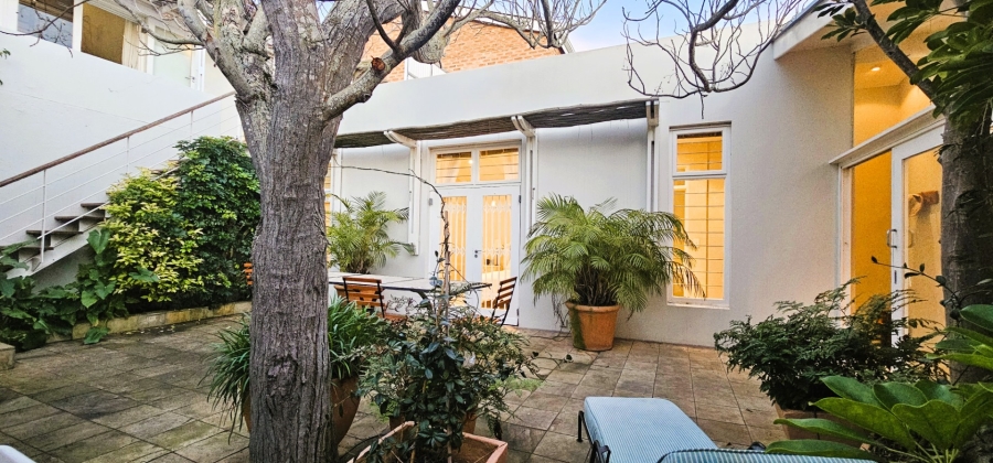 3 Bedroom Property for Sale in Middedorp Western Cape